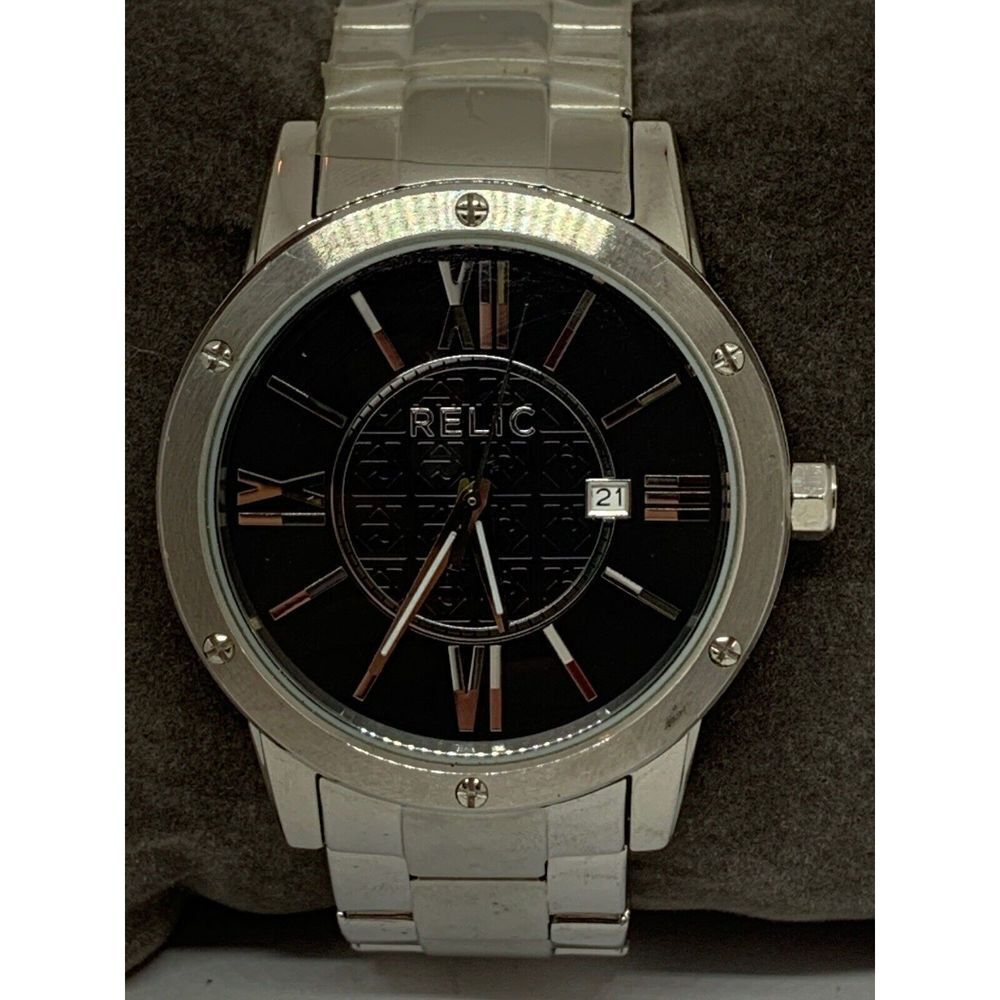 Relic ZR11999 Men's Silver Stainless Steel Analog Black Dial Quartz Watch W23